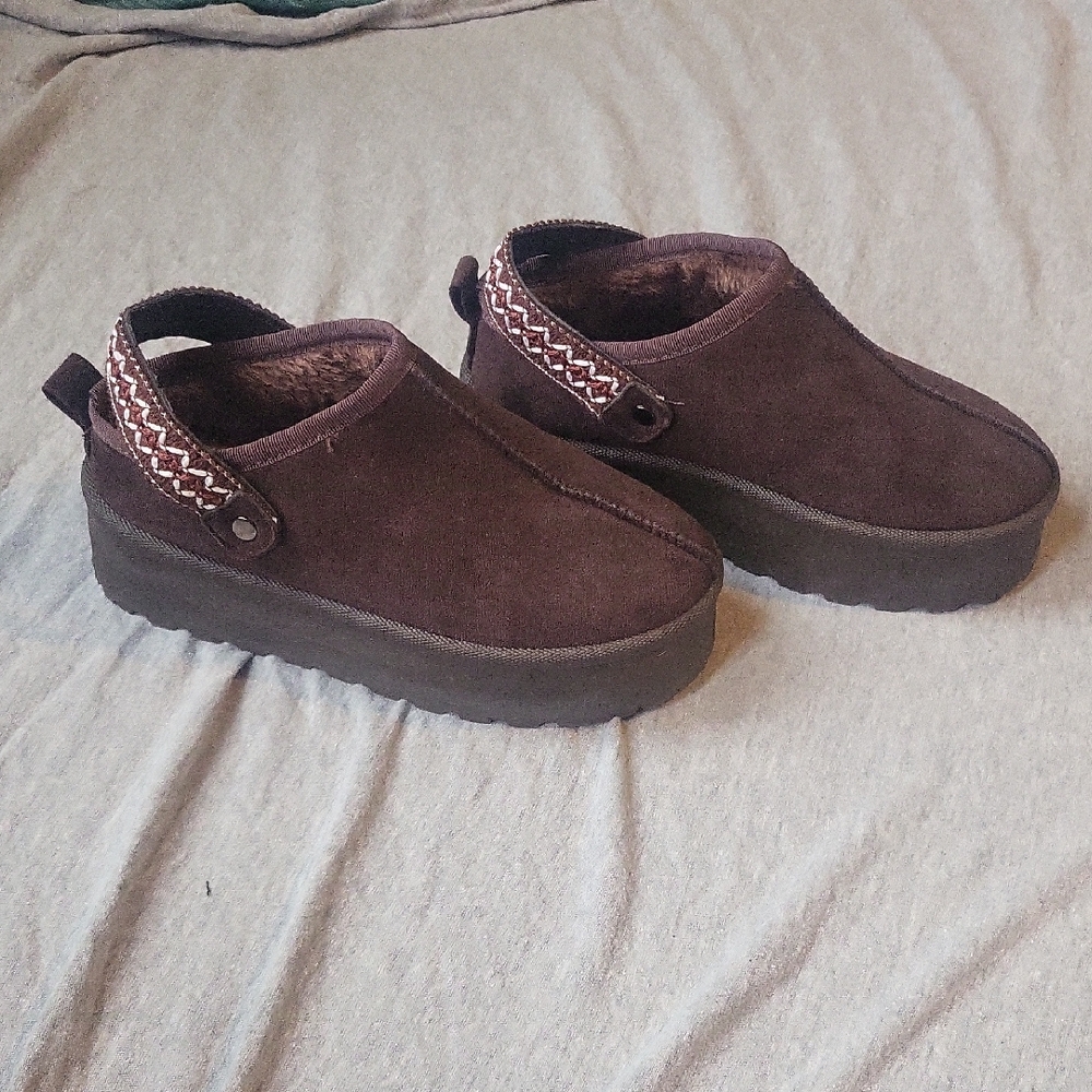 Cozy Brown Platform Shoes